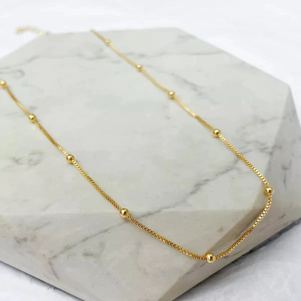 Choker de Bolinhas Espaçadas Banhado a Ouro 18K